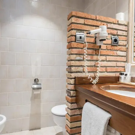 Snoe De Sallent 4 Hotel 4*